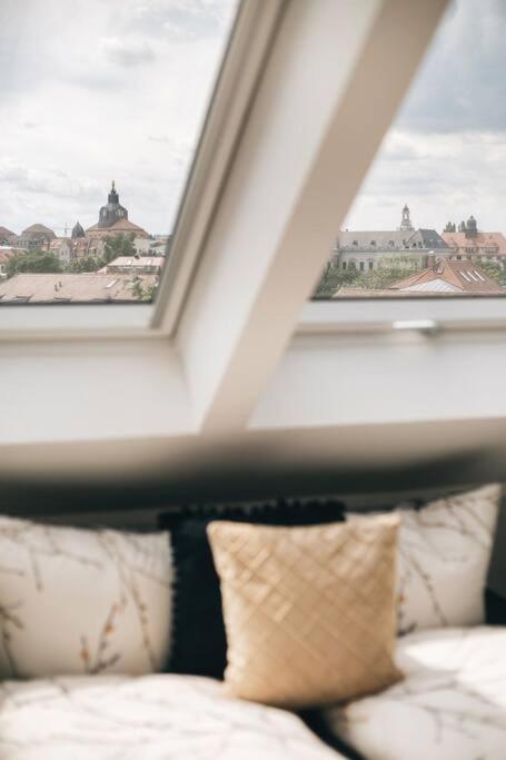 Tip! Toplage In Dresden! Moderne 100 Qm Ferienwohnung Fuer Familien Und Kleine Gruppen Dış mekan fotoğraf