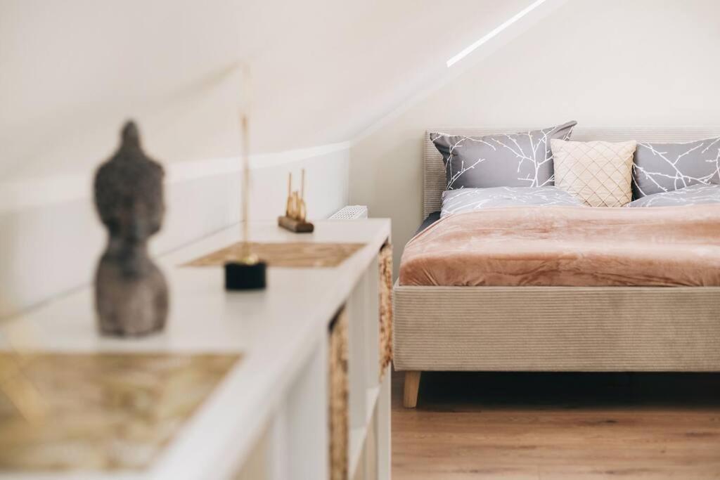 Tip! Toplage In Dresden! Moderne 100 Qm Ferienwohnung Fuer Familien Und Kleine Gruppen Dış mekan fotoğraf