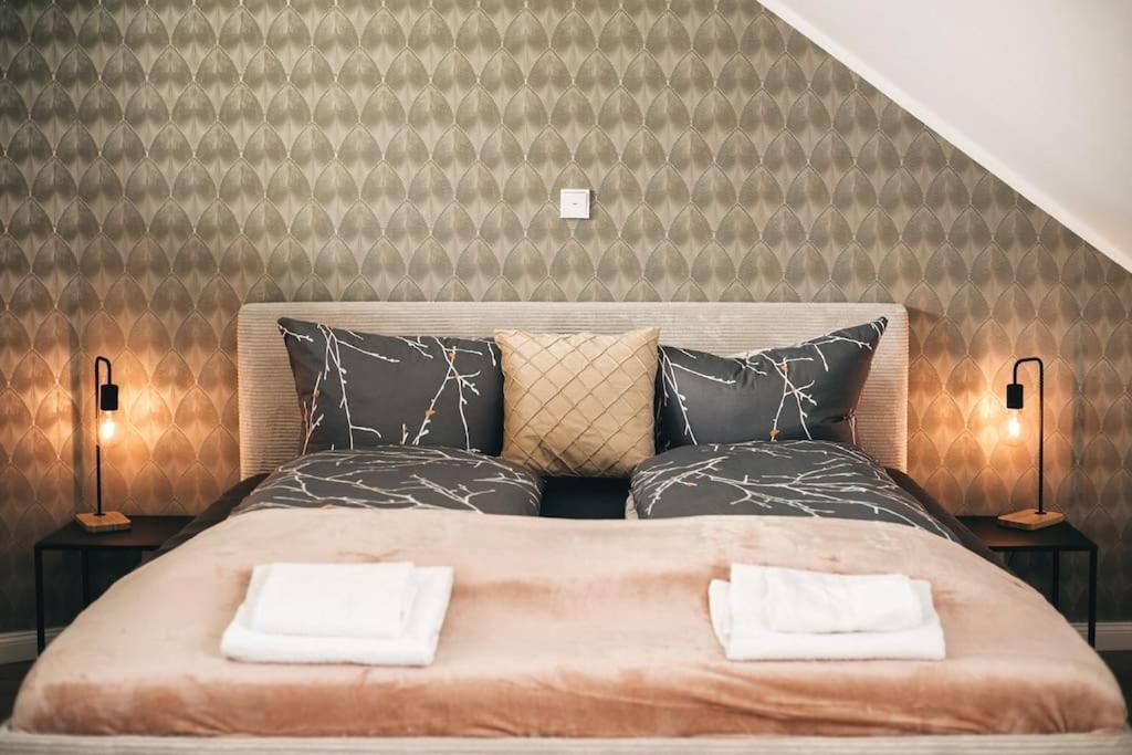 Tip! Toplage In Dresden! Moderne 100 Qm Ferienwohnung Fuer Familien Und Kleine Gruppen Dış mekan fotoğraf
